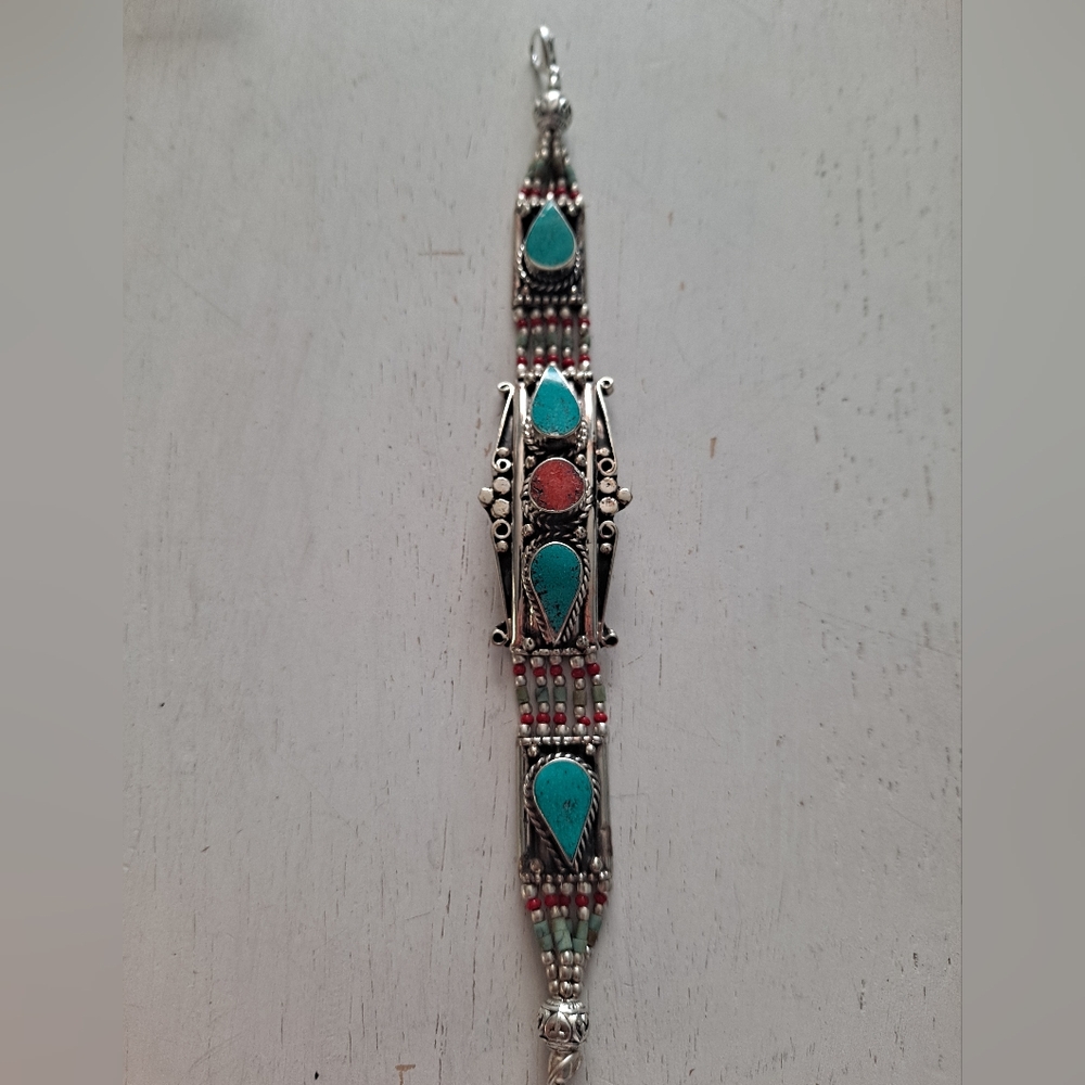 Tibetan Turquoise and Coral Bracelet 7.5"-8". NWOT
